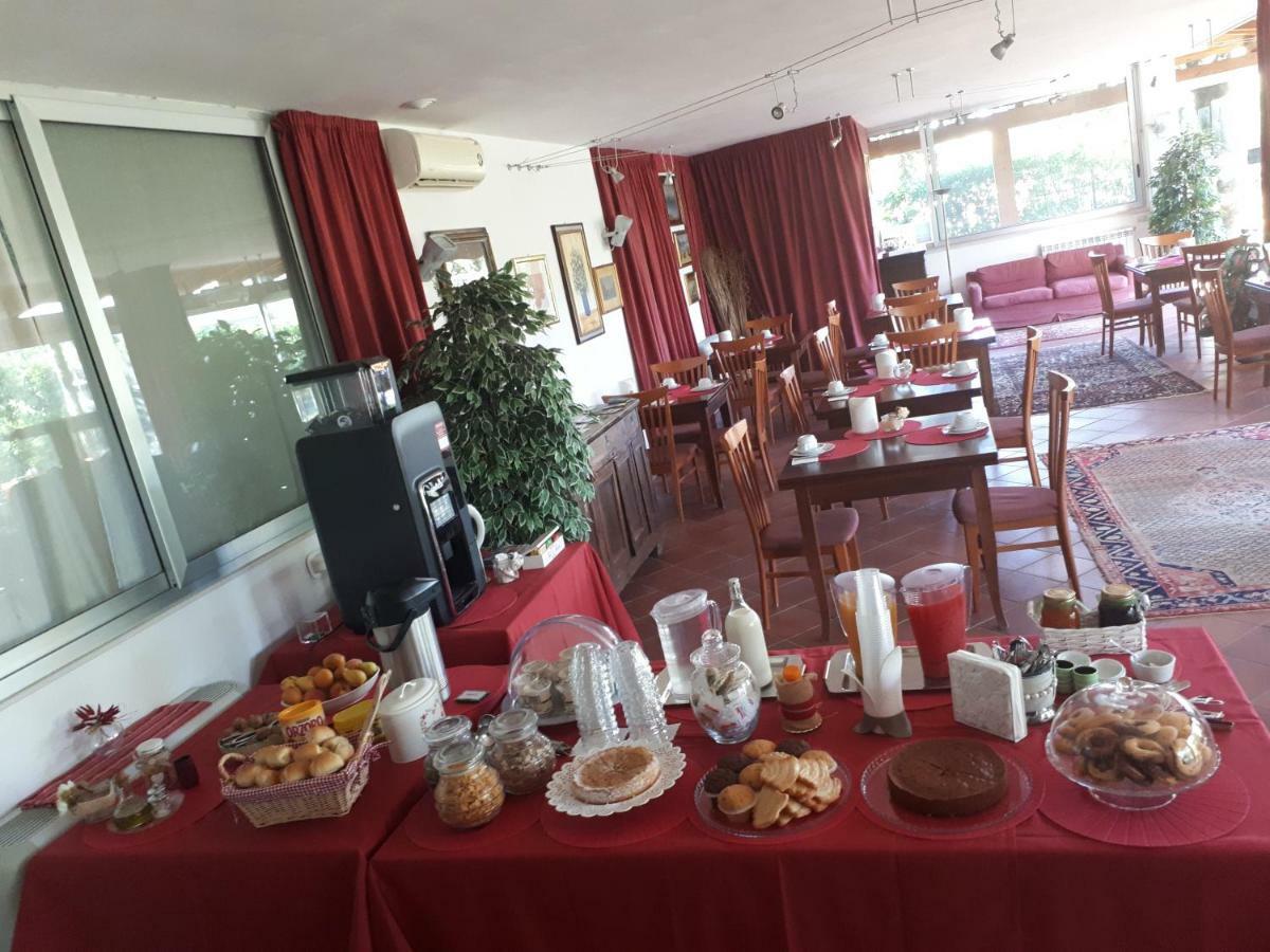 Agriturismo Le Vedute บิสเชลเย ภายนอก รูปภาพ